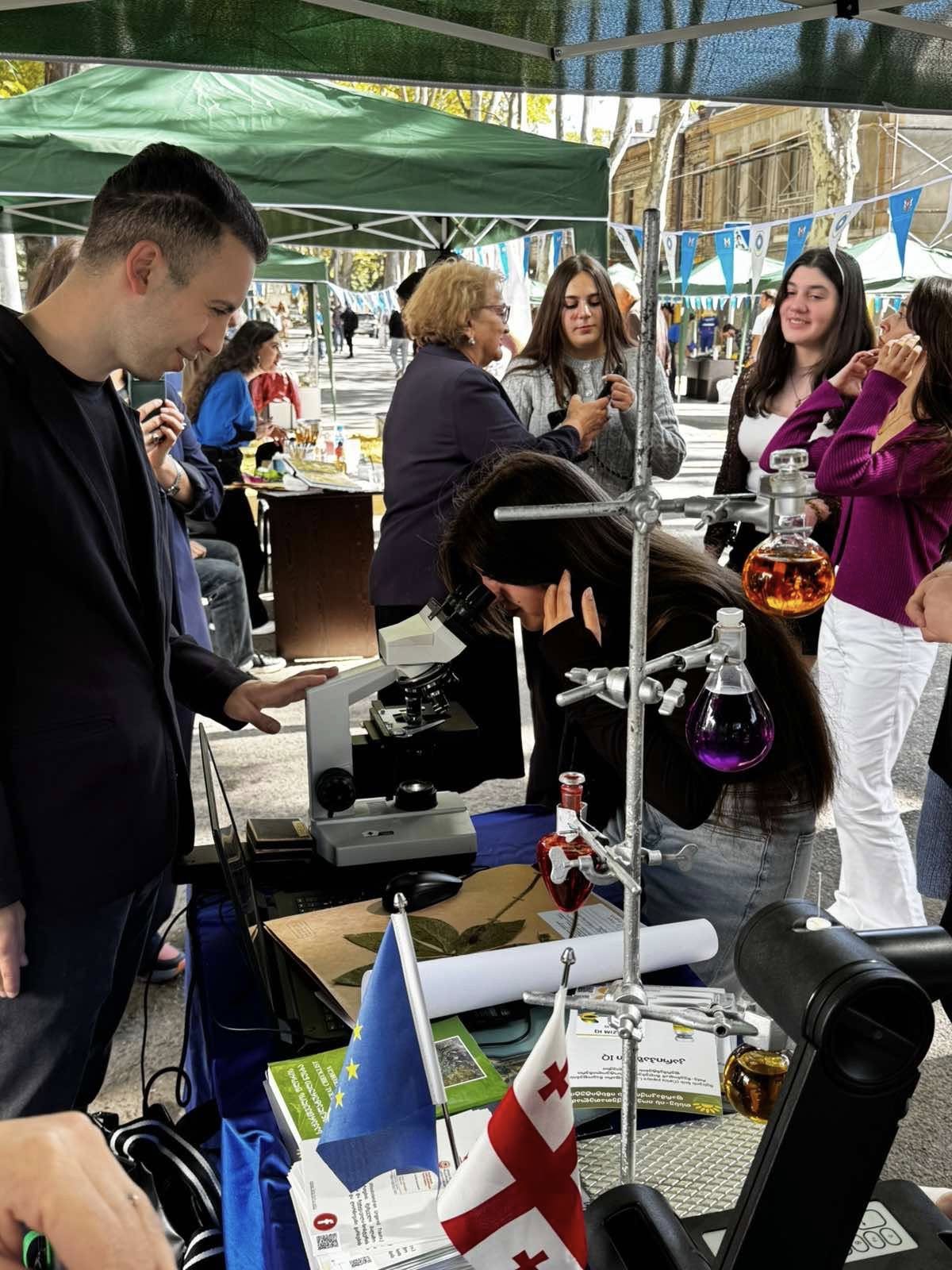 ფესტივალი - "ახალგაზრდა მეცნიერები პლანეტის უკეთესი მომავლისთვის"