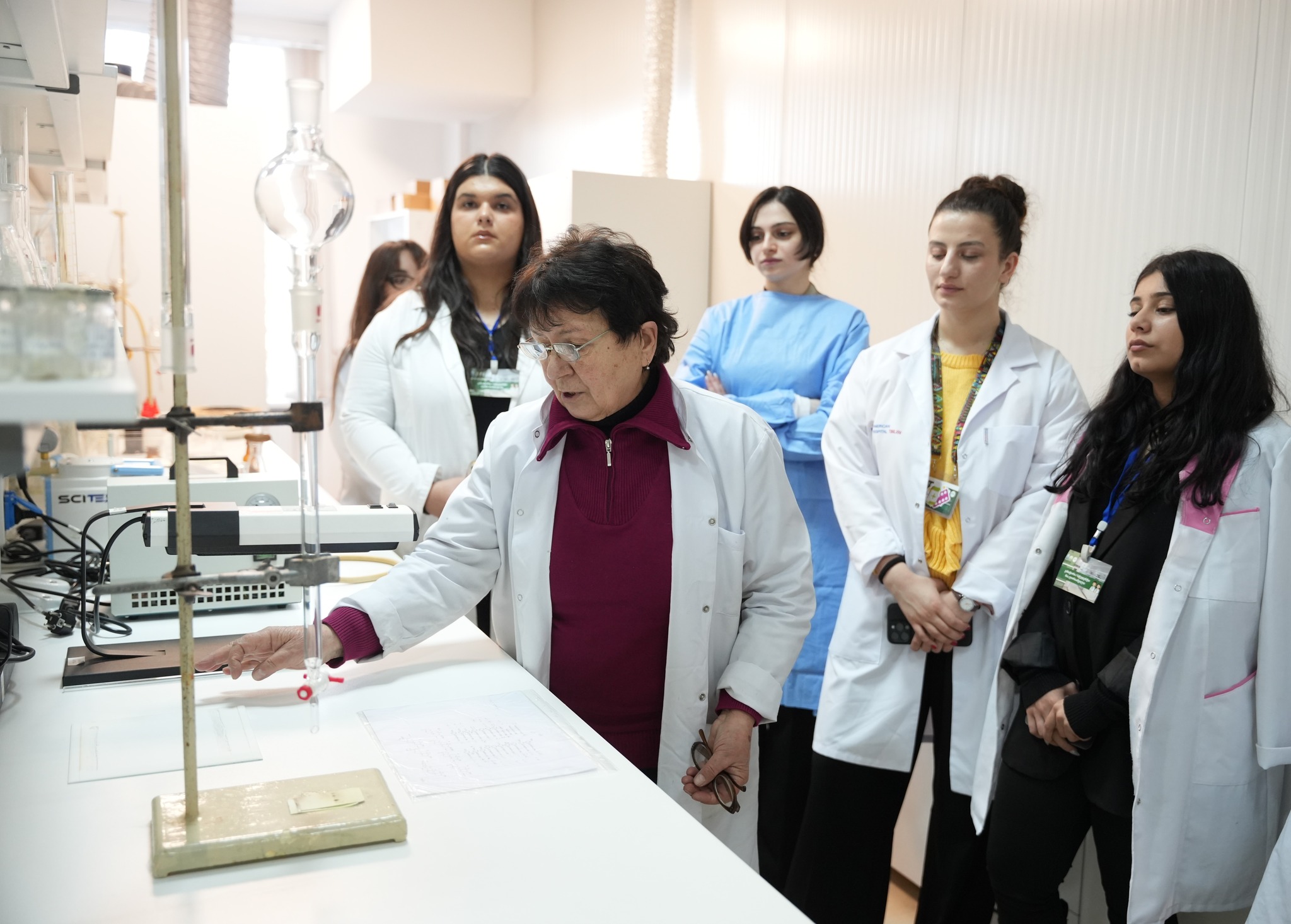 თსსუ-ის ფარმაციის ფაკულტეტის სტუდენტების ვიზიტი ფარმაკოქიმიის ინსტიტუტში მასპინძლა.