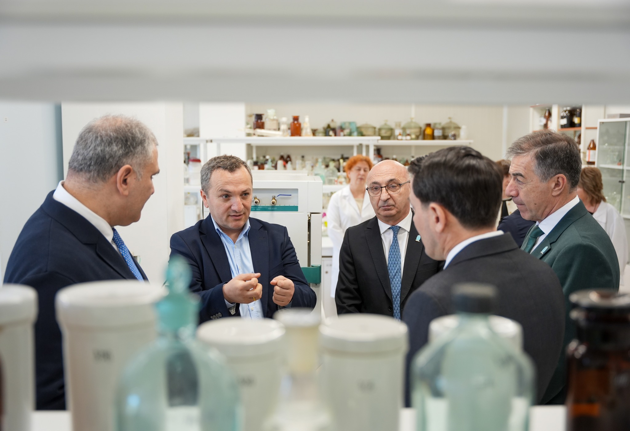 თსსუ-ის იოველ ქუთათელაძის ფარმაკოქიმიის ინსტიტუტს თურქმენეთის საგანგებო და სრულუფლებიანი ელჩი ესტუმრა