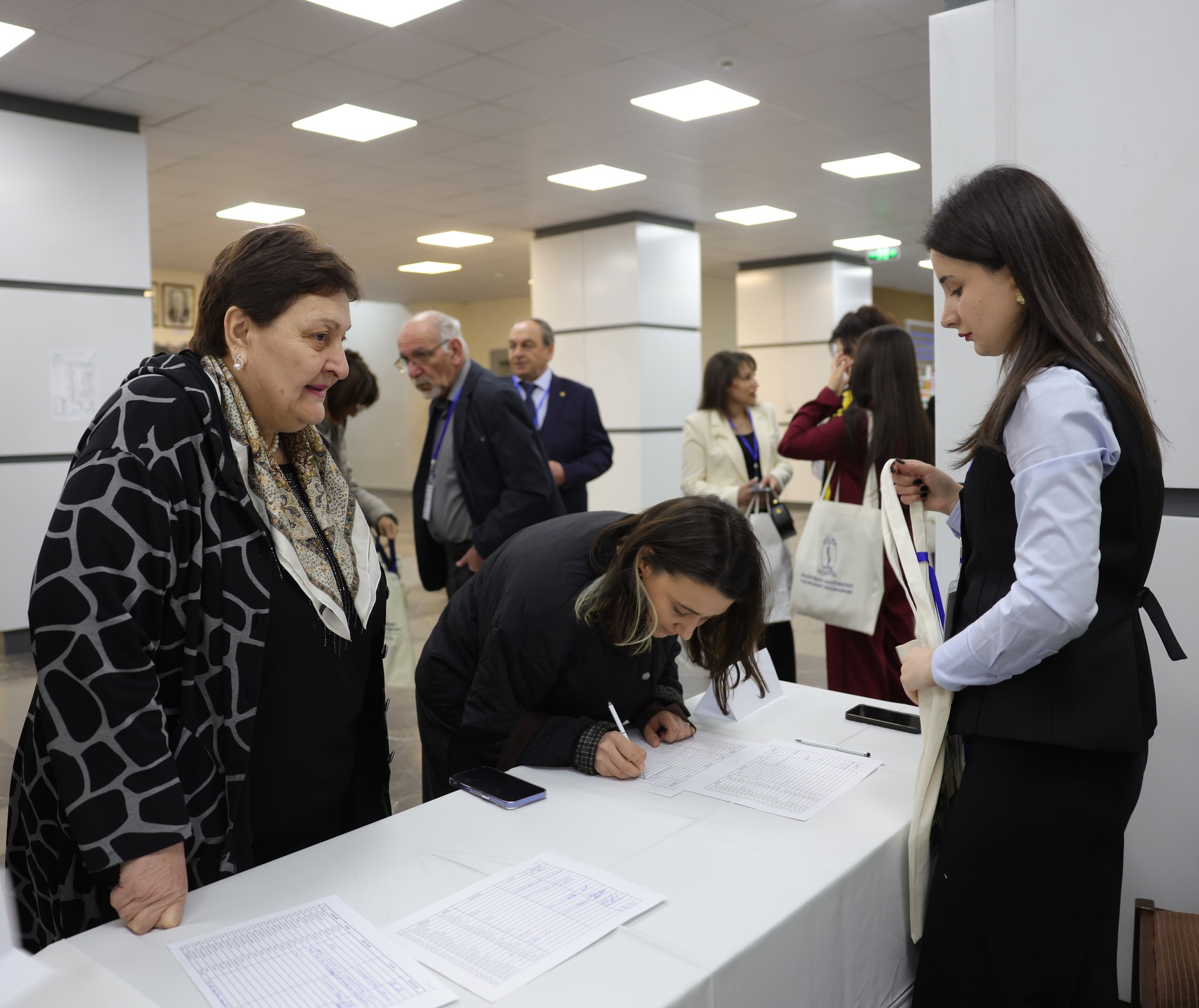 თსსუ-ში აკადემიკოს ეთერ ქემერტელიძის 100 წლის იუბილესადმი მიძღვნილი II საერთაშორისო სამეცნიერო-პრაქტიკული კონფერენცია გაიმართა